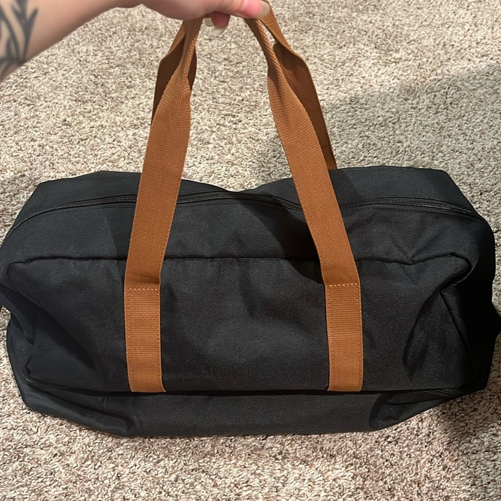 DSW weekender duffle bag